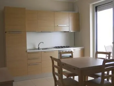 Cerrano Park 아파트호텔 2*