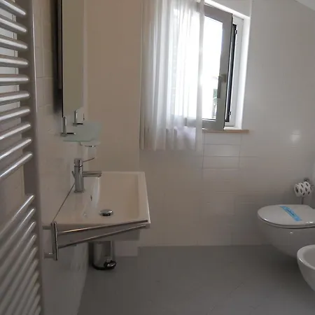 아파트호텔 Cerrano Park 피네토