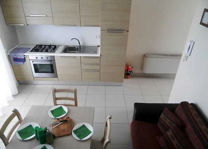 Ξενοδοχείο με διαμερίσματα Cerrano Park Pineto