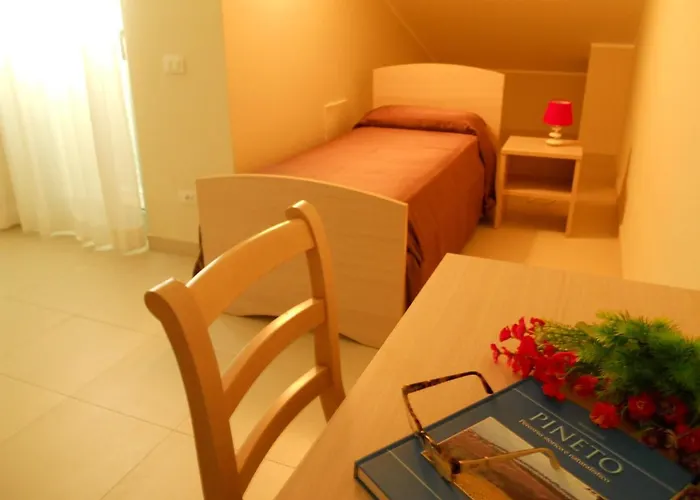 Cerrano Park 2* Пинето