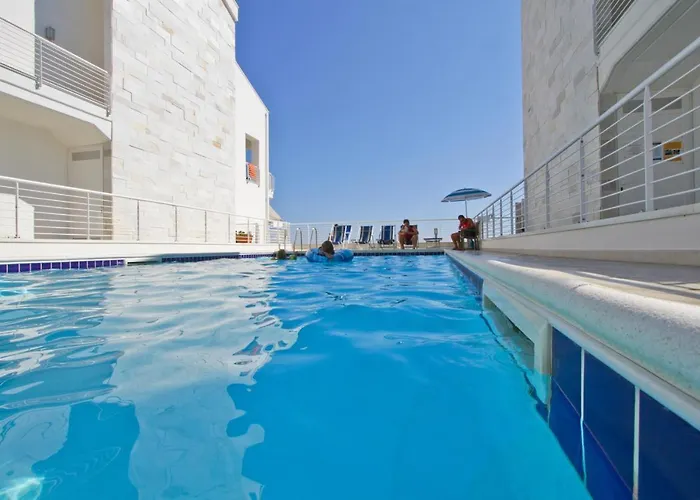 Апарт-отель Cerrano Park