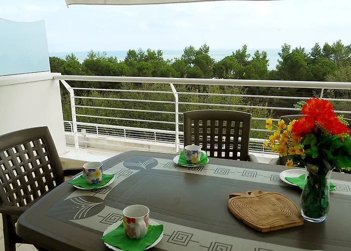 Cerrano Park Пинето